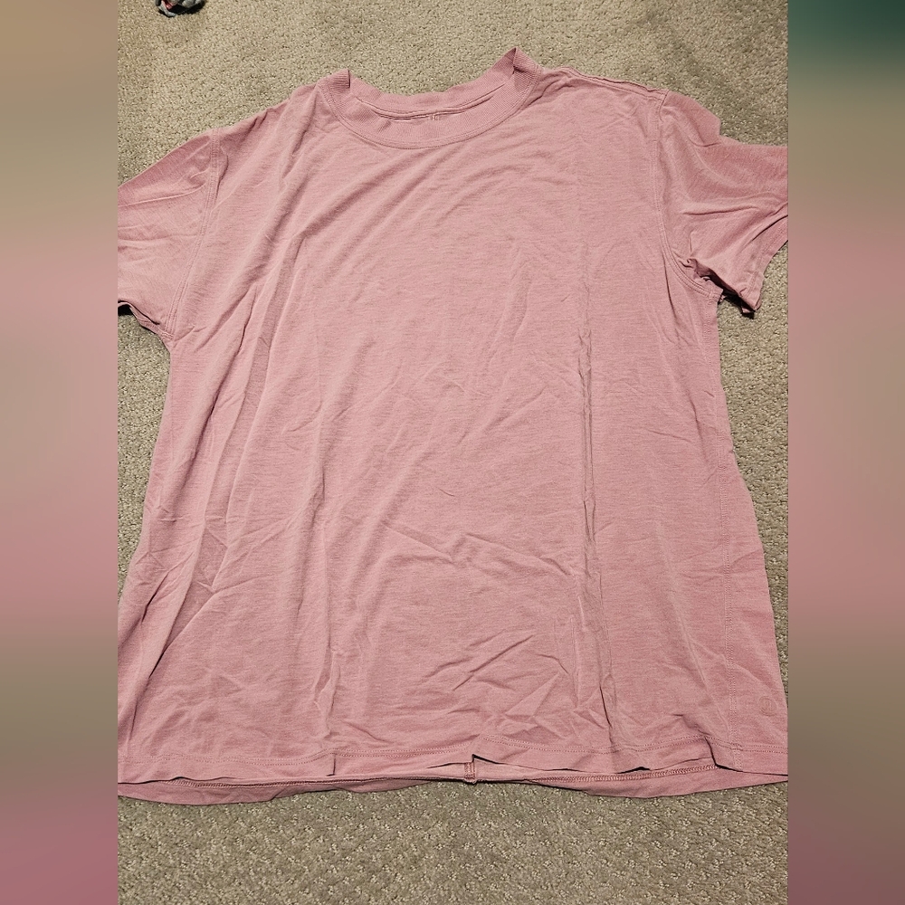 Lululemon All Yours Tee Size 6